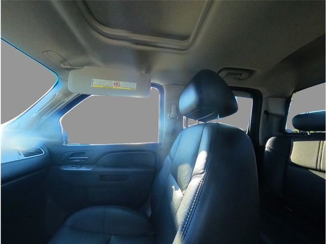 2013 Chevrolet Silverado 3500 HD Crew Cab LTZ LONG BED 4X4 DIESEL BACK UP CAM 1OWNER - 22913999 - 26