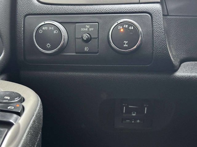 2013 Chevrolet Silverado 3500HD 4WD Crew Cab 153.7" SRW LTZ - 23015330 - 29