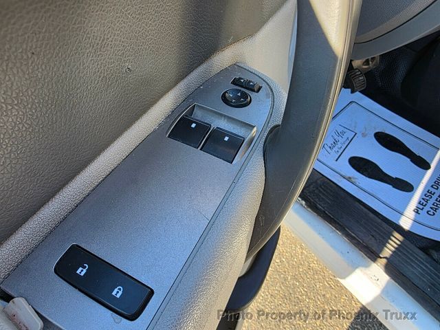 2013 Chevrolet Silverado 3500HD 4WD Reg Cab 133.7" Work Truck - 22954865 - 12