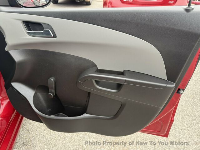2013 Chevrolet Sonic 4dr Sedan Automatic LS - 23088650 - 14