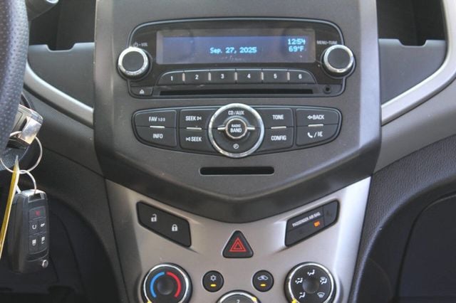 2013 Chevrolet Sonic 4dr Sedan Automatic LT - 22923707 - 18