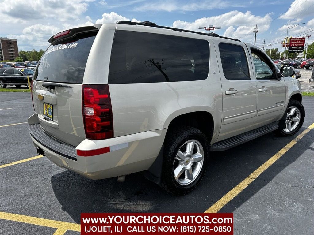 2013 Chevrolet Suburban 4WD 4dr 1500 LT - 22429589 - 4