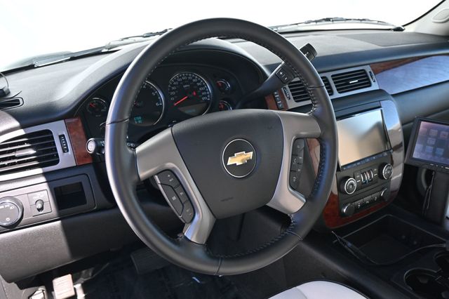 2013 Chevrolet Suburban CEO Conversion Like New  - 22932271 - 9