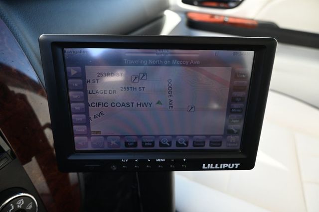 2013 Chevrolet Suburban CEO Conversion Like New  - 22932271 - 13