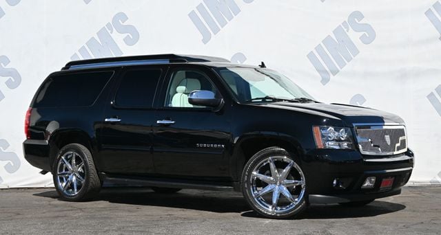 2013 Chevrolet Suburban CEO Conversion Like New  - 22932271 - 2