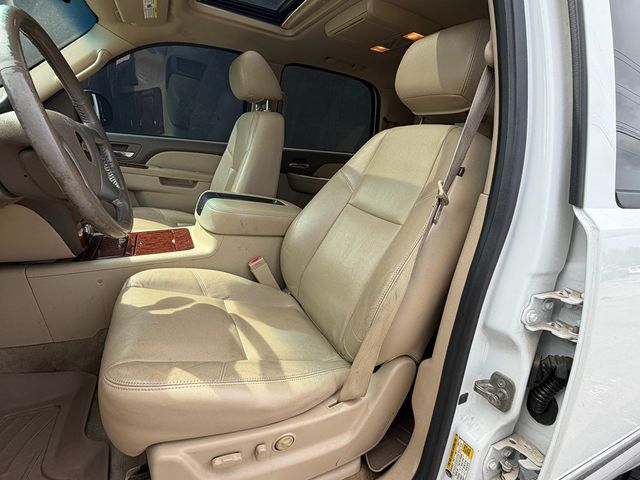 2013 Chevrolet Tahoe 2WD 4dr 1500 LTZ - 23057112 - 7