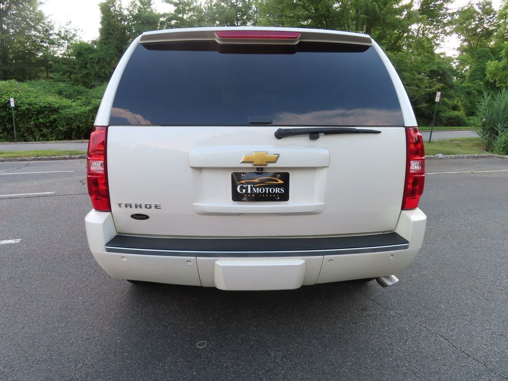 2013 Chevrolet Tahoe LTZ photo 13