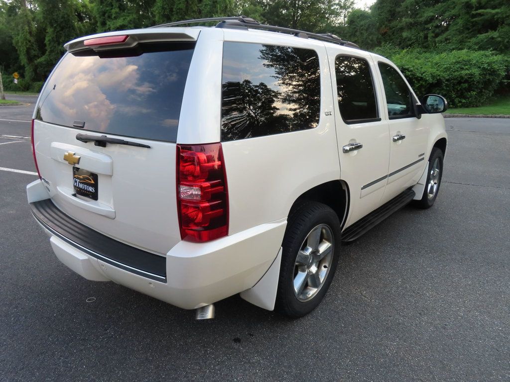 2013 Chevrolet Tahoe LTZ photo 15