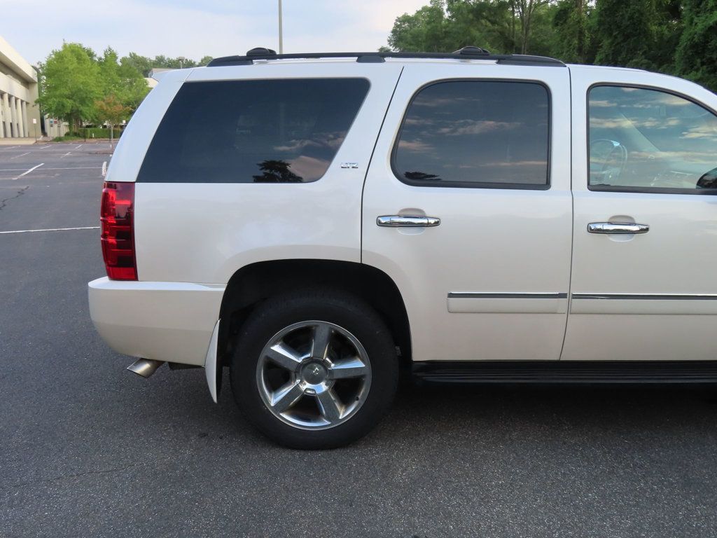 2013 Chevrolet Tahoe LTZ photo 17