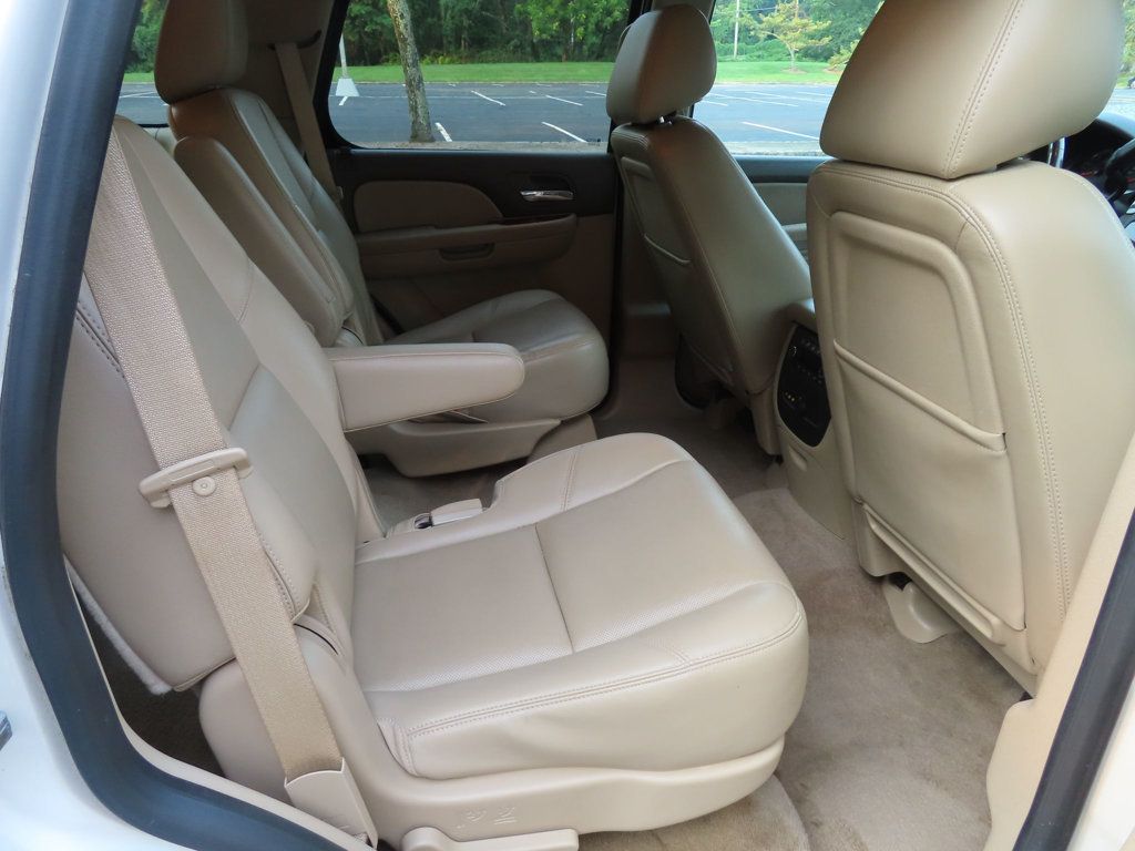 2013 Chevrolet Tahoe LTZ photo 28