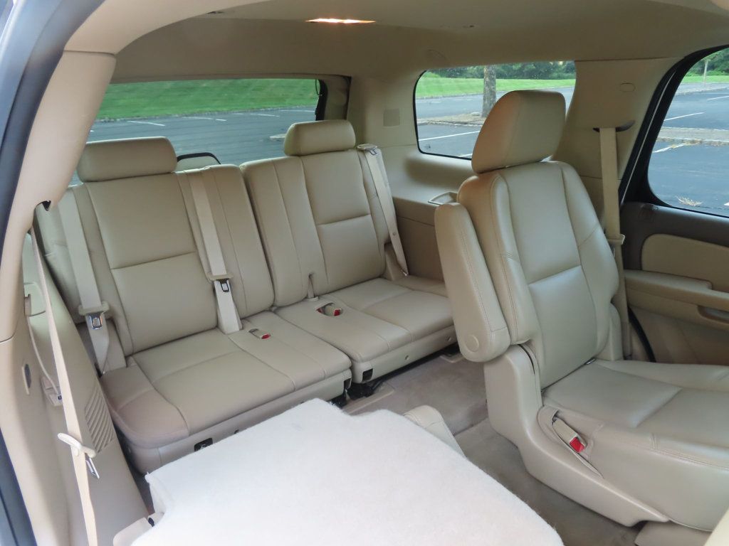2013 Chevrolet Tahoe LTZ photo 30