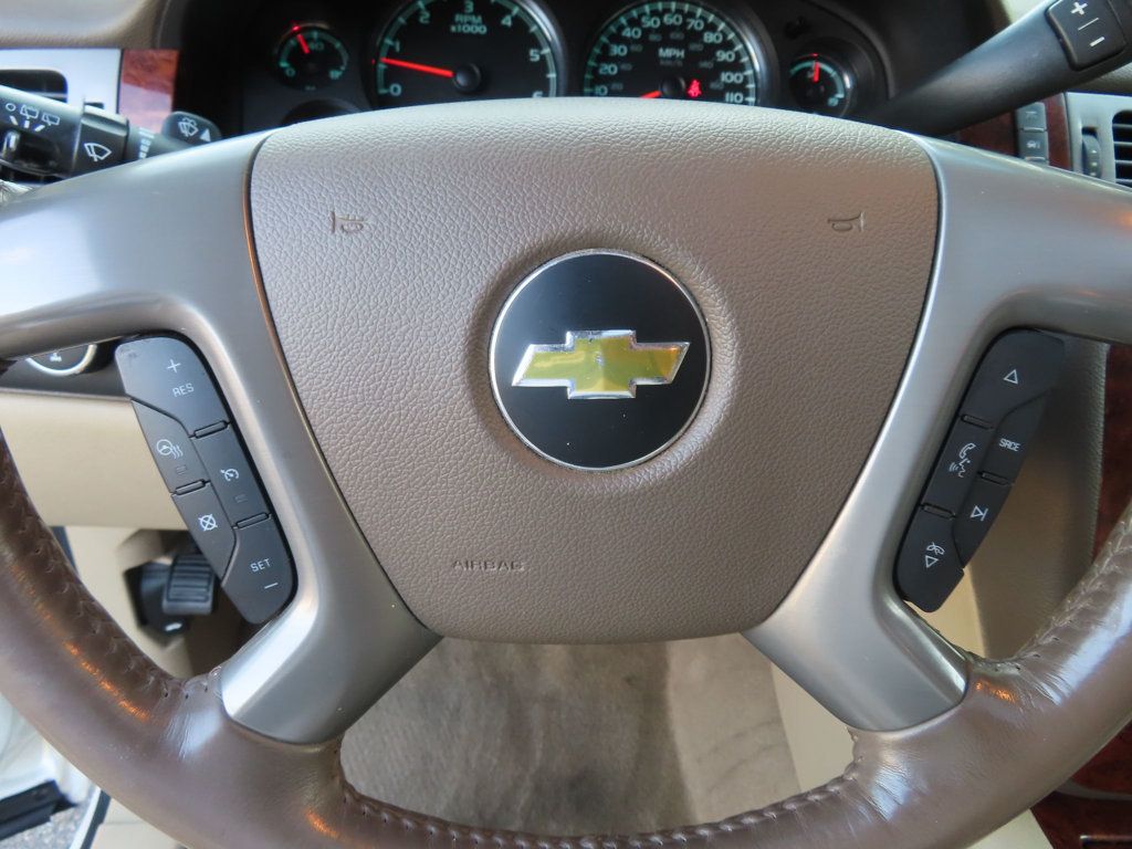 2013 Chevrolet Tahoe LTZ photo 39