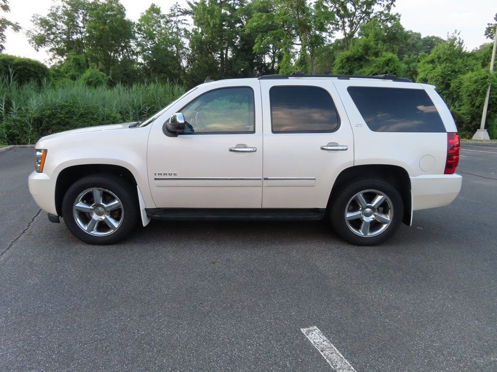 2013 Chevrolet Tahoe LTZ photo 9