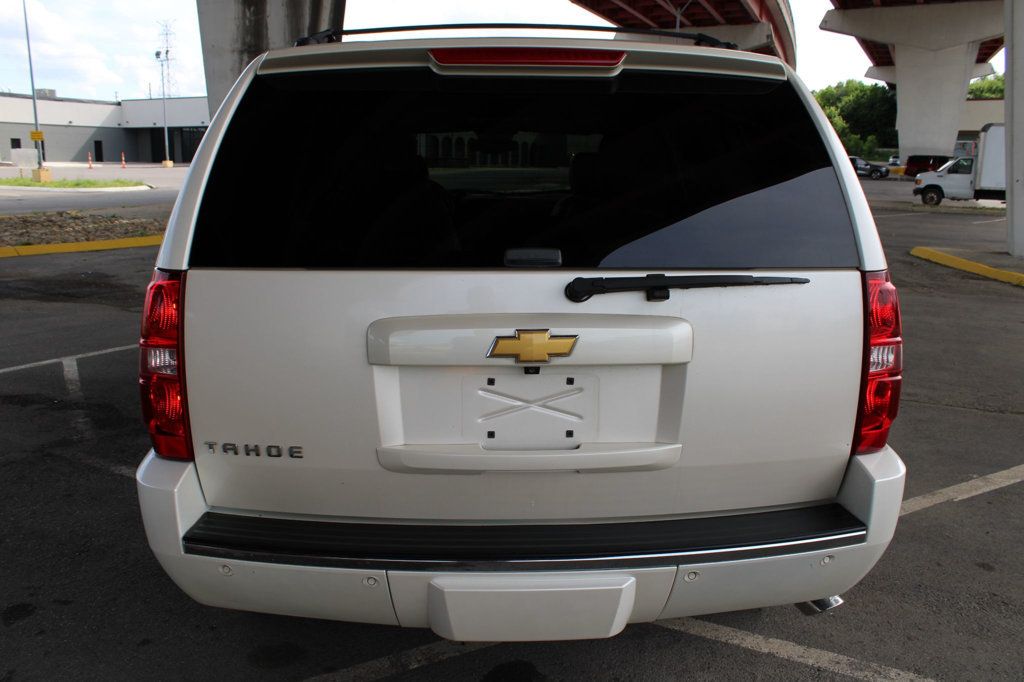 2013 Chevrolet Tahoe 4WD 4dr 1500 LTZ - 23037907 - 2