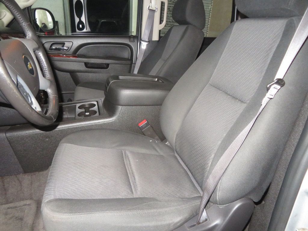 2013 Chevrolet Tahoe 4X4 CHEVY TAHE 3RD ROW SEAT EXTRA CLEAN 2OWNER AZ TAHOE  - 23007136 - 19