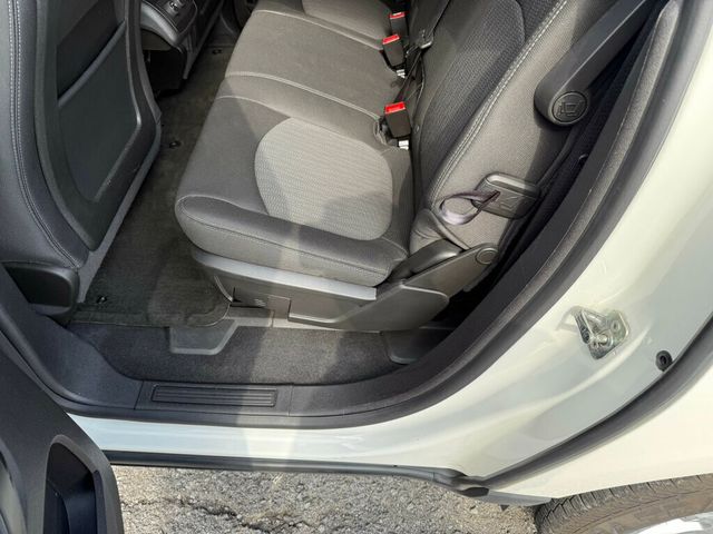 2013 Chevrolet Traverse AWD 4dr LT w/1LT - 23046022 - 31