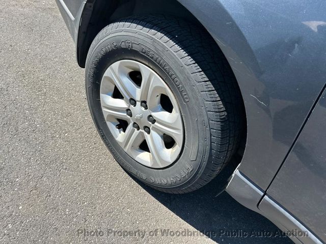 2013 Chevrolet Traverse FWD 4dr LS - 23003930 - 12