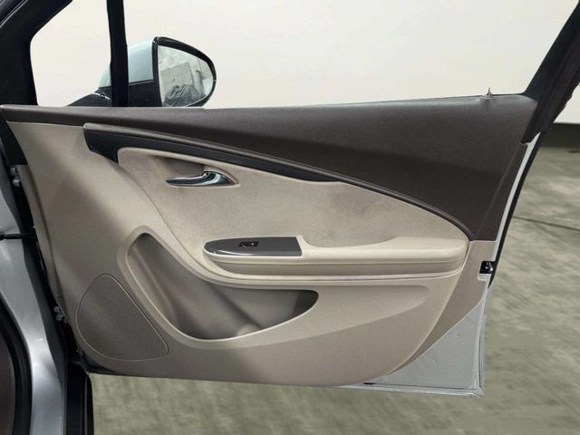 2013 Chevrolet Volt 5dr Hatchback - 22975304 - 18