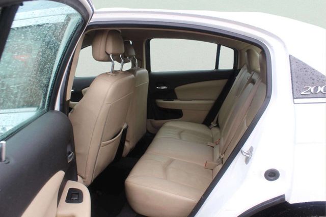 2013 Chrysler 200 4dr Sedan Limited - 22995191 - 5
