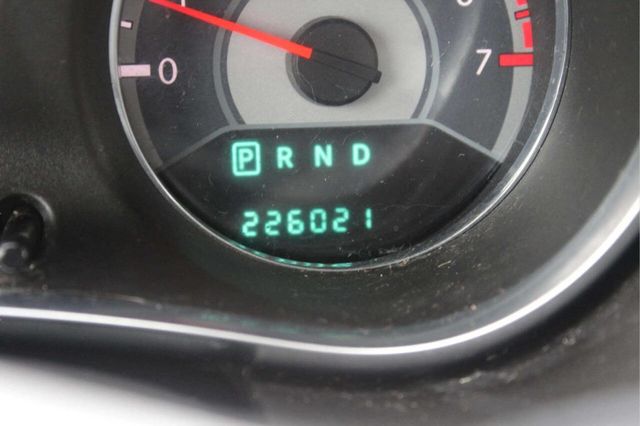 2013 Chrysler 200 4dr Sedan Limited - 22995191 - 7