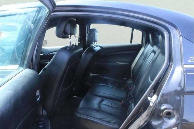 2013 Chrysler 200 4dr Sedan Limited - 23004564 - 5