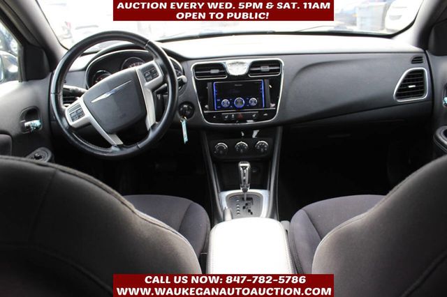 2013 Chrysler 200 4dr Sedan Touring - 22950310 - 7