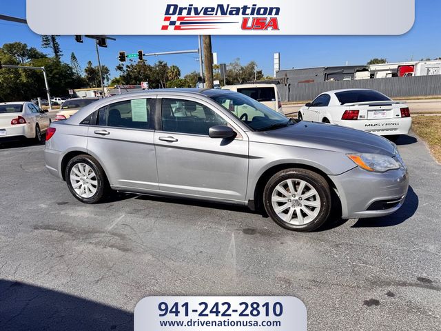 2013 Chrysler 200 4dr Sedan Touring - 22959081 - 0