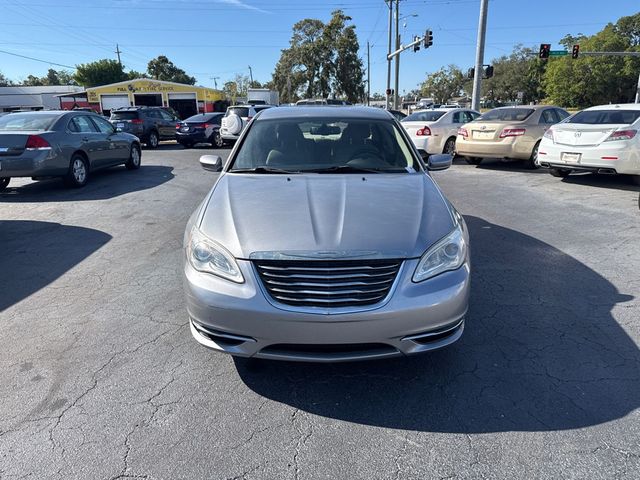 2013 Chrysler 200 4dr Sedan Touring - 22959081 - 3
