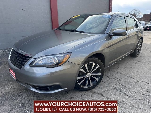2013 Chrysler 200 4dr Sedan Touring - 22817558 - 0