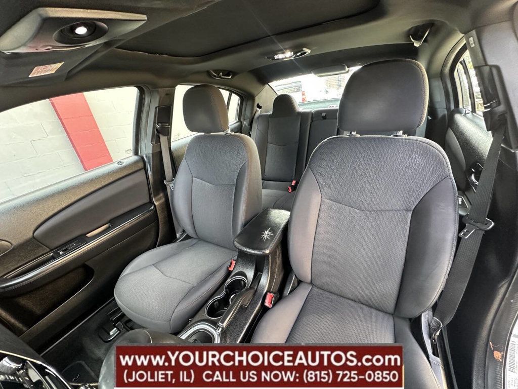 2013 Chrysler 200 4dr Sedan Touring - 22817558 - 14