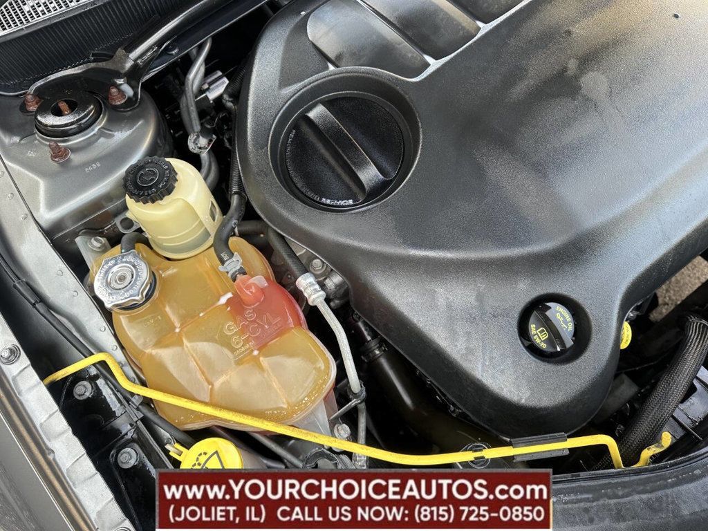 2013 Chrysler 200 4dr Sedan Touring - 22817558 - 25