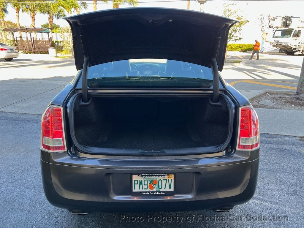 2013 Chrysler 300 300S AWD Hemi 5.7L V8 - 22421882 - 84