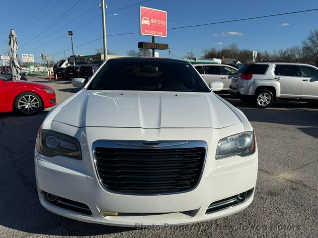 2013 Chrysler 300 4dr Sedan 300S RWD - 22988908 - 15