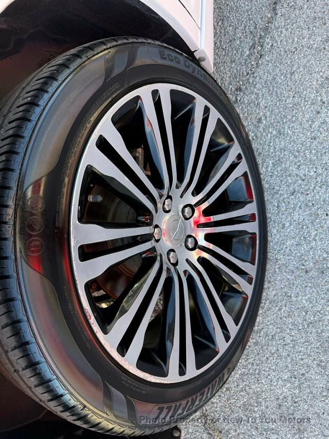 2013 Chrysler 300 4dr Sedan 300S RWD - 22988908 - 23