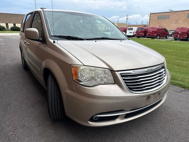 2013 Chrysler Town & Country 4dr Wagon Touring - 23068427 - 6