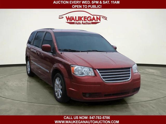 2013 Chrysler Town & Country 4dr Wagon Touring - 23006761 - 1