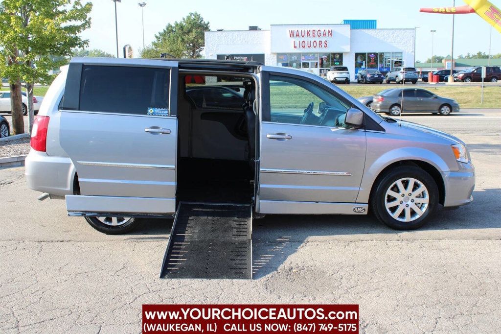 2013 Chrysler Town & Country 4dr Wagon Touring - 22573850 - 0