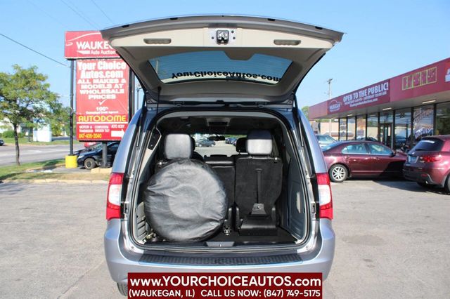 2013 Chrysler Town & Country 4dr Wagon Touring - 22573850 - 10