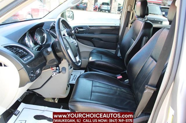 2013 Chrysler Town & Country 4dr Wagon Touring - 22573850 - 19