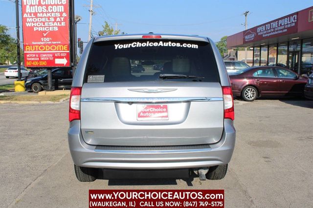 2013 Chrysler Town & Country 4dr Wagon Touring - 22573850 - 6