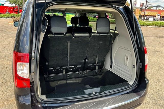 2013 Chrysler Town & Country 4dr Wagon Touring - 22878831 - 34