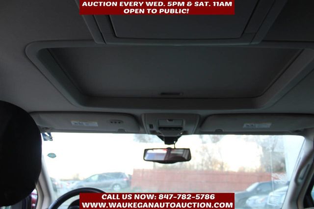 2013 Chrysler Town & Country 4dr Wagon Touring-L - 22947842 - 8