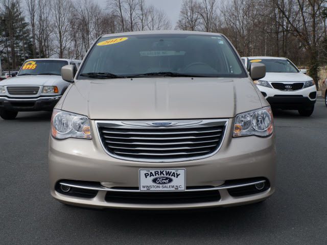 2013 Chrysler Town & Country 4dr Wgn Touring - 11825313 - 19