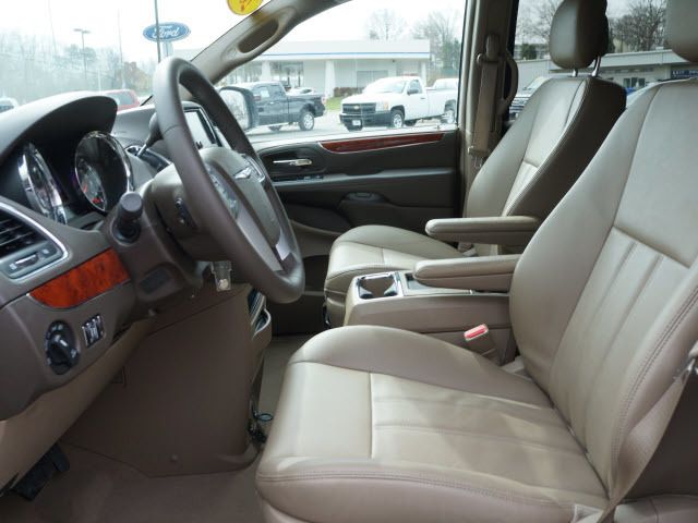 2013 Chrysler Town & Country 4dr Wgn Touring - 11825313 - 4