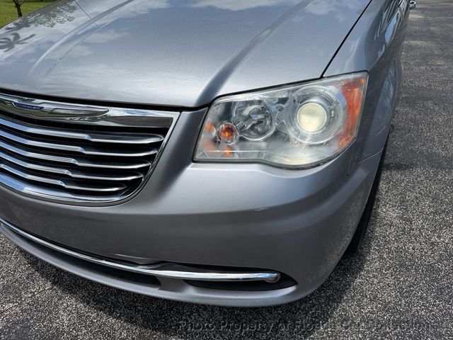 2013 Chrysler Town & Country Limited Wagon Mini Van - 23020425 - 13