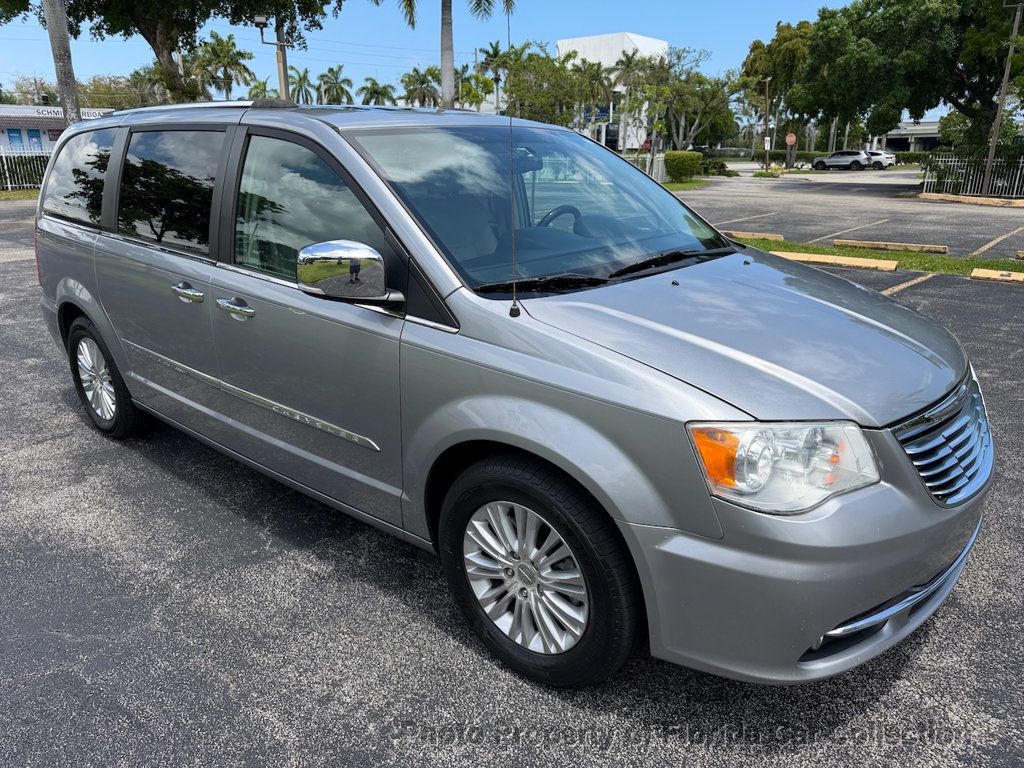 2013 Chrysler Town & Country Limited Wagon Mini Van - 23020425 - 1