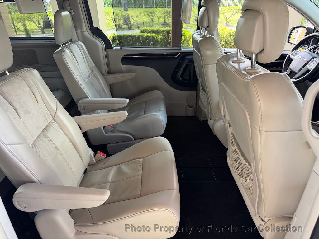 2013 Chrysler Town & Country Limited Wagon Mini Van - 23020425 - 19