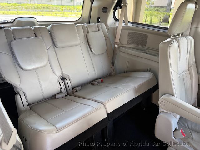 2013 Chrysler Town & Country Limited Wagon Mini Van - 23020425 - 21