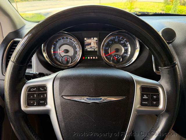 2013 Chrysler Town & Country Limited Wagon Mini Van - 23020425 - 28