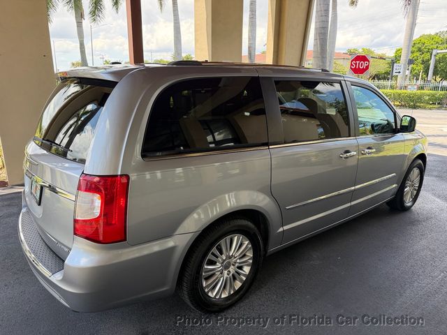 2013 Chrysler Town & Country Limited Wagon Mini Van - 23020425 - 67